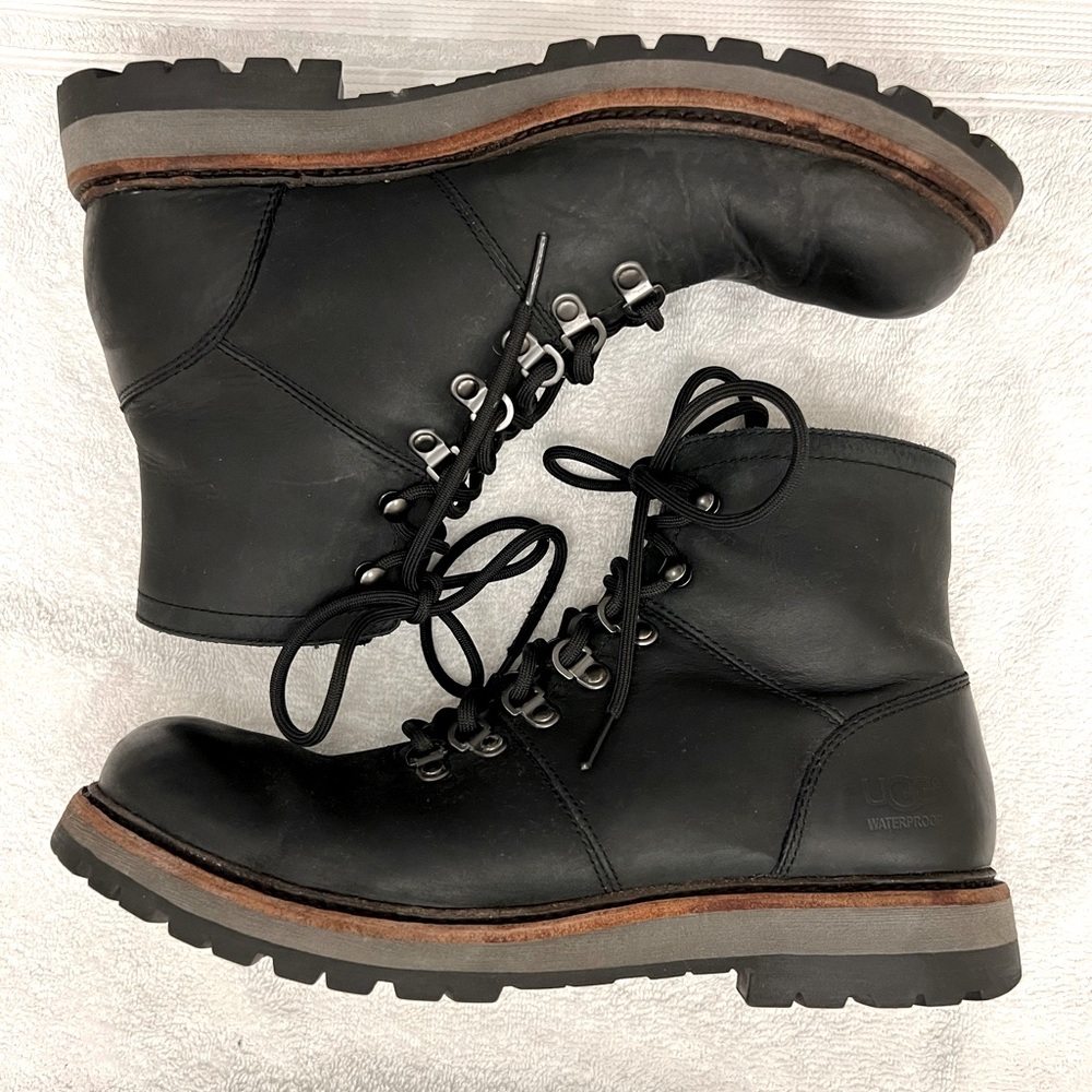 Ugg Hiking Boots (Men’s)